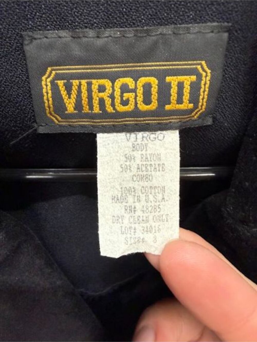 Virgo II Vintage Black Velvet Lapel Gold Button Blazer - Picture 3 of 4